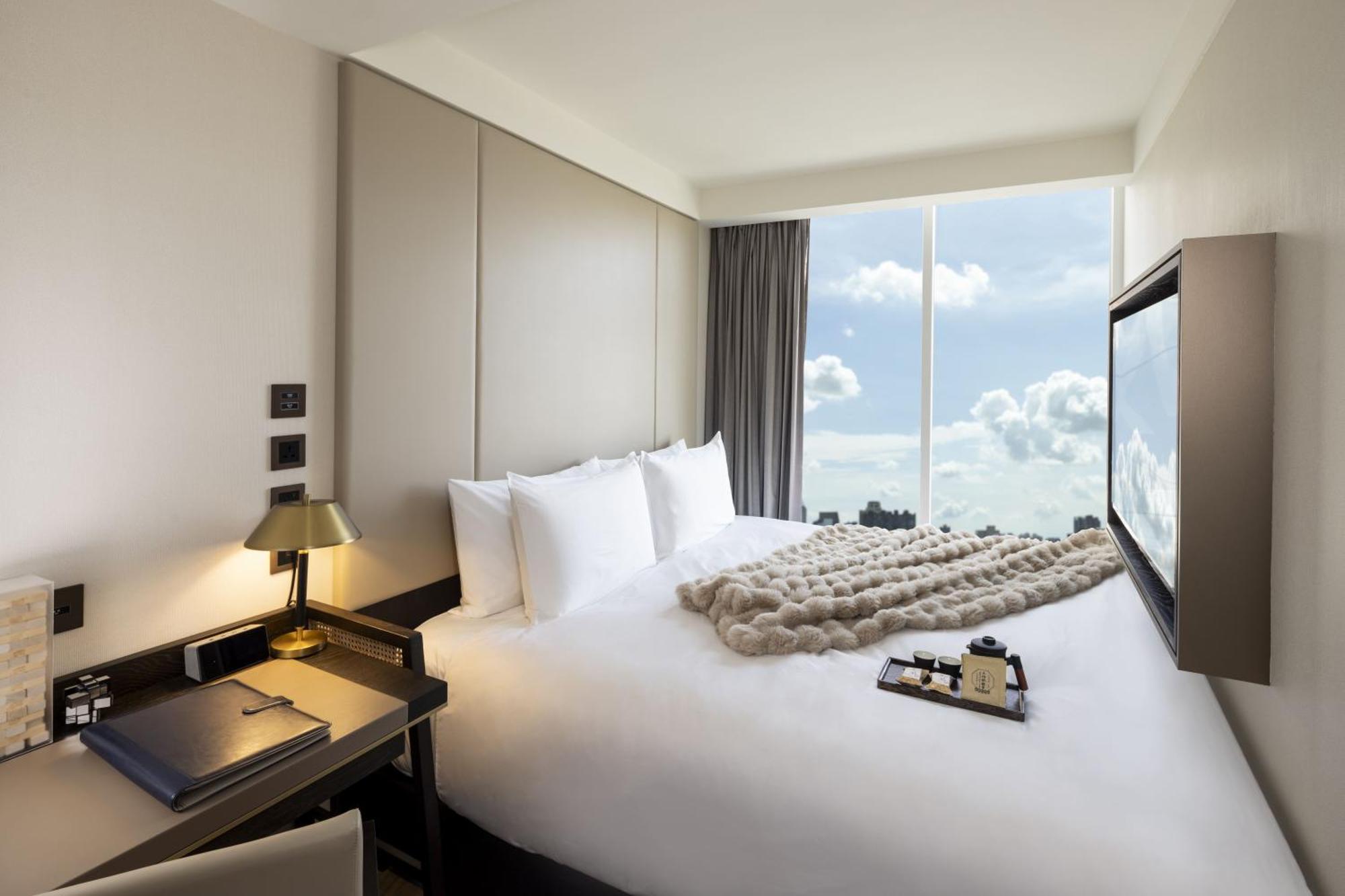 Voyage Kaohsiung By Cosmos Oasis Hotel Eksteriør billede