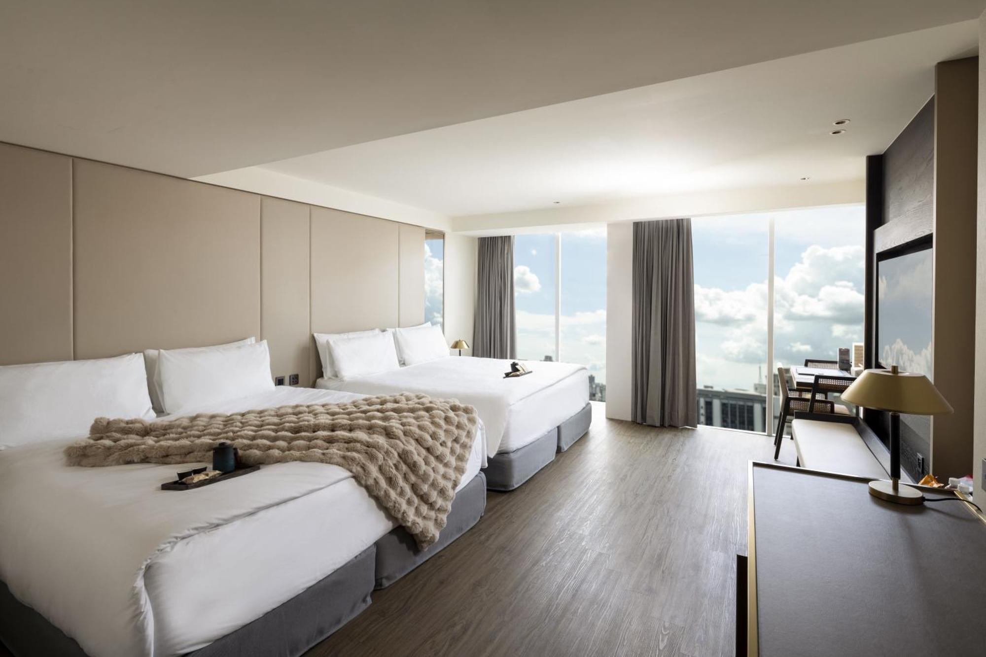 Voyage Kaohsiung By Cosmos Oasis Hotel Eksteriør billede