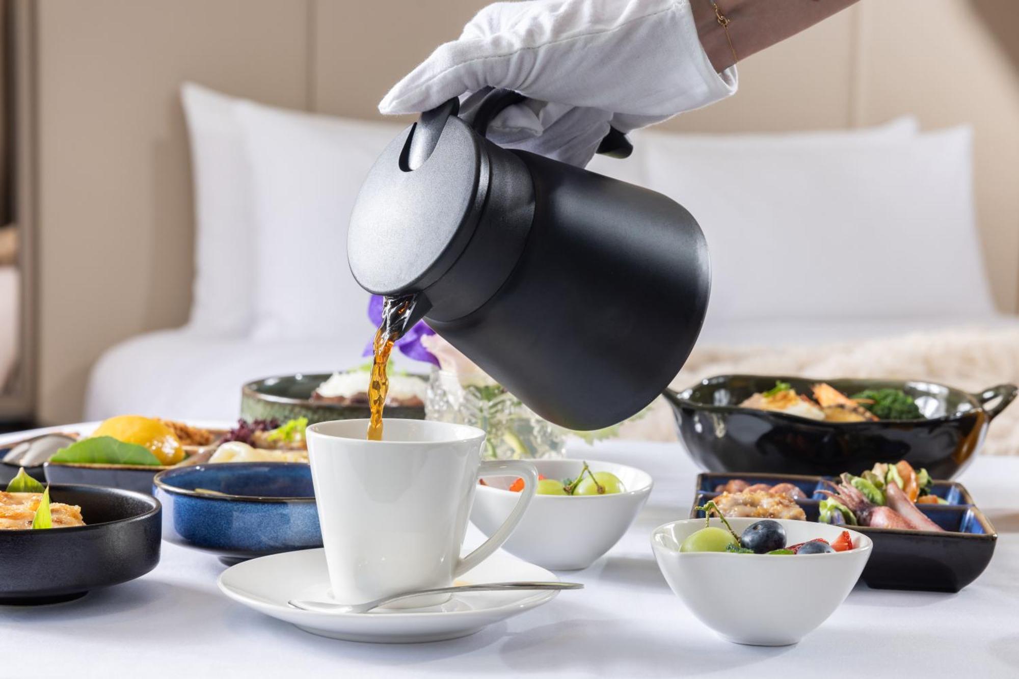 Voyage Kaohsiung By Cosmos Oasis Hotel Eksteriør billede
